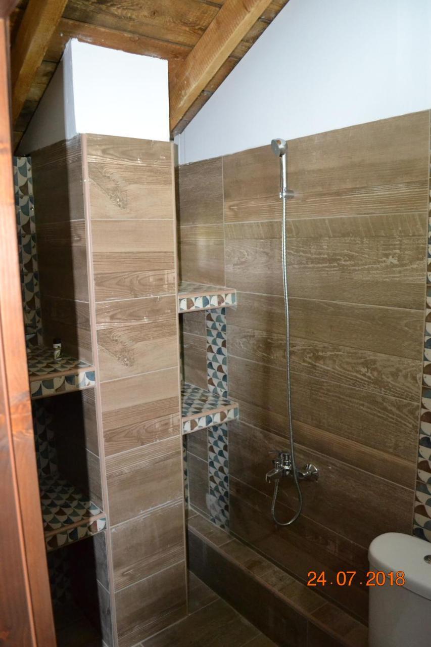 Mouson Melathron Hotel Elafina Bagian luar foto