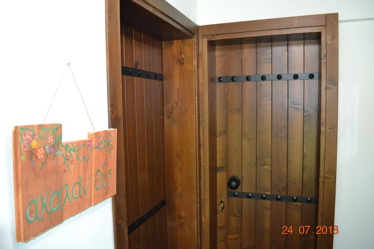 Mouson Melathron Hotel Elafina Bagian luar foto